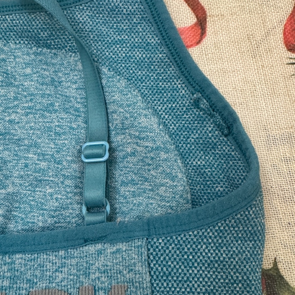 Gymshark Teal Sports Bra - Picture 7 of 8